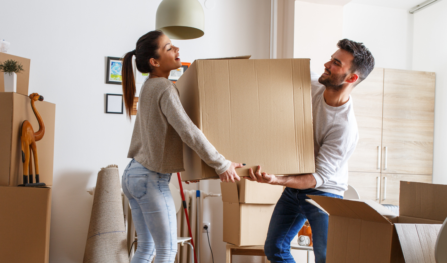 Sie ziehen um? Holen Sie sich als Neukunde 5 Umzugskartons gratis ab!