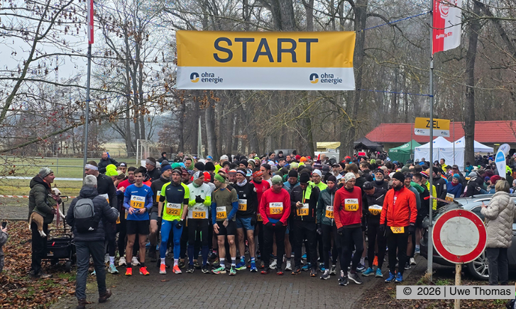 Läufer am Start des Dreikirchenlaufs